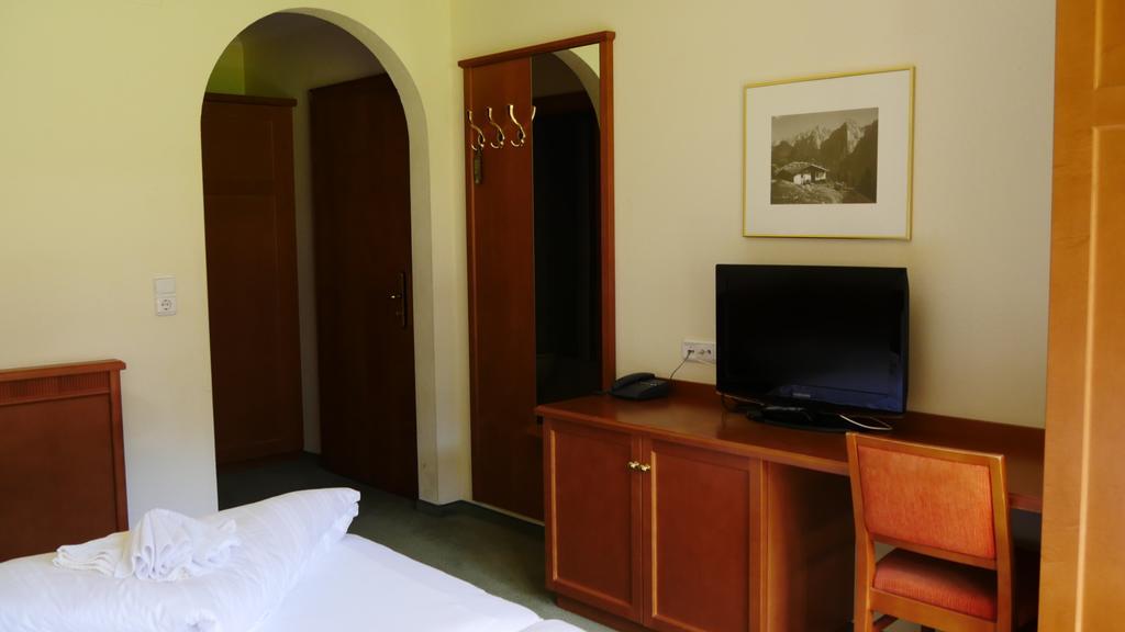 Hotel Pillerseehof ザンクト・ウルリッヒ・アム・ピラーゼー エクステリア 写真