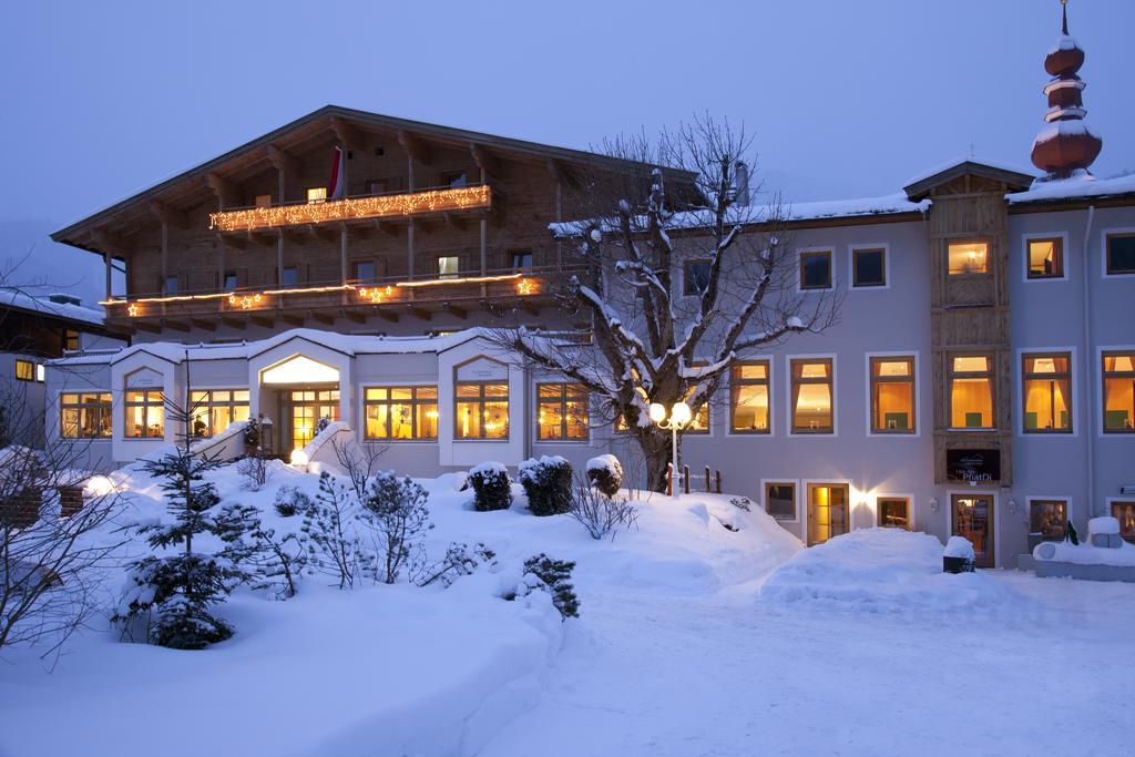 Hotel Pillerseehof ザンクト・ウルリッヒ・アム・ピラーゼー エクステリア 写真
