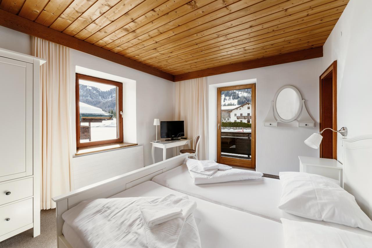 Hotel Pillerseehof ザンクト・ウルリッヒ・アム・ピラーゼー エクステリア 写真