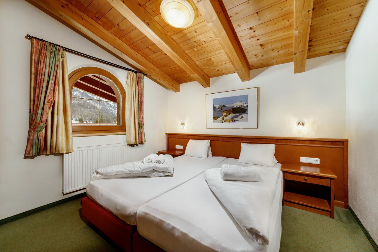 Hotel Pillerseehof ザンクト・ウルリッヒ・アム・ピラーゼー エクステリア 写真